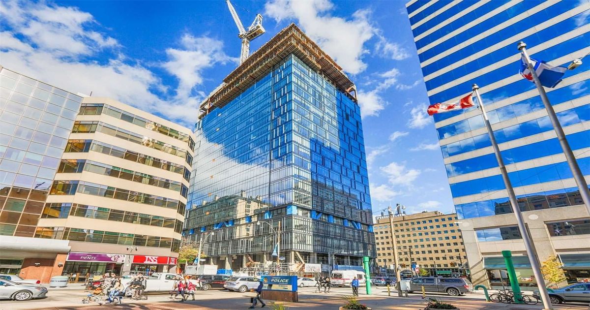 488 University Avenue Toronto