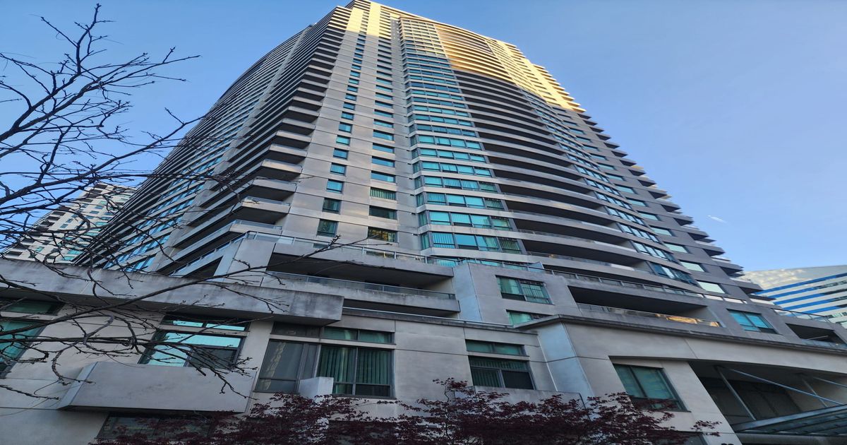 23 Hollywood Avenue Toronto