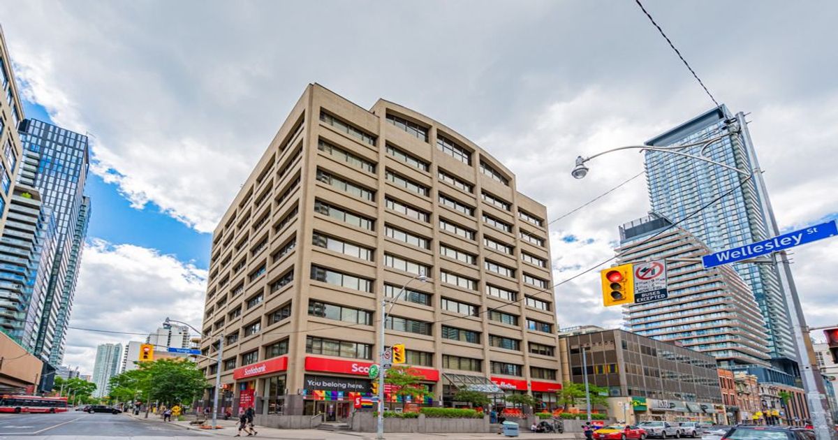 555 Yonge Street Toronto