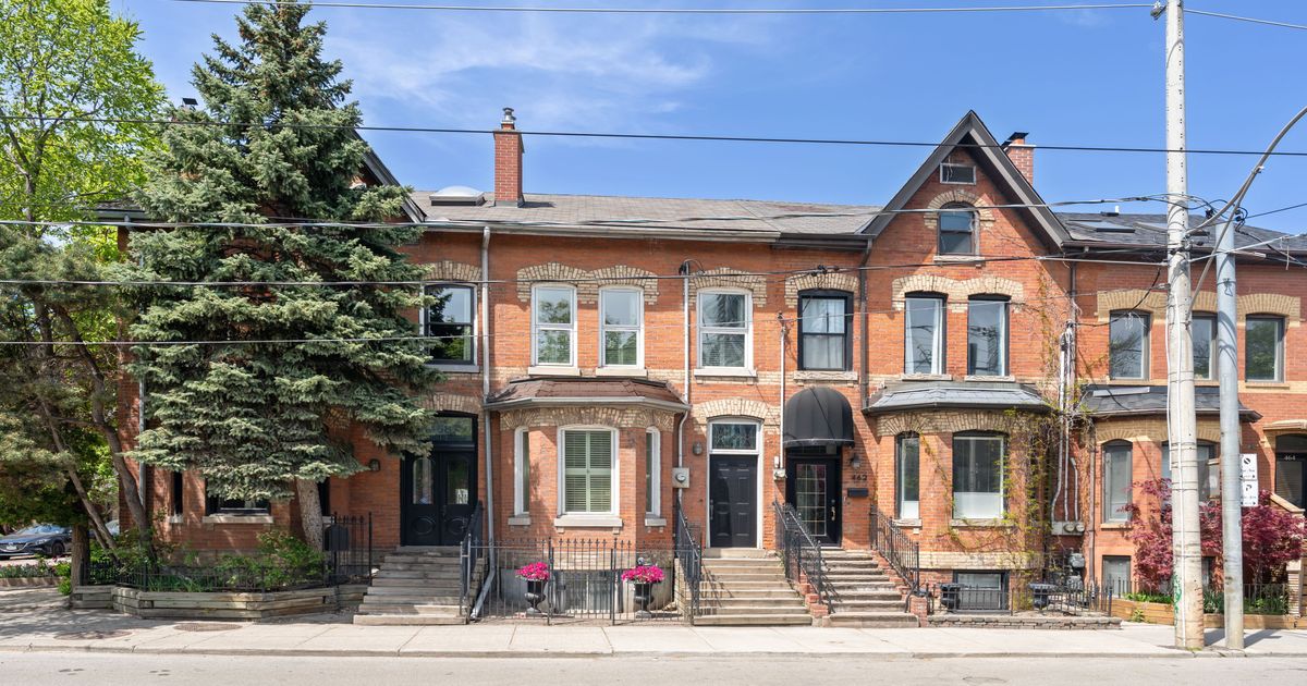 458-460 Gerrard Street E Toronto