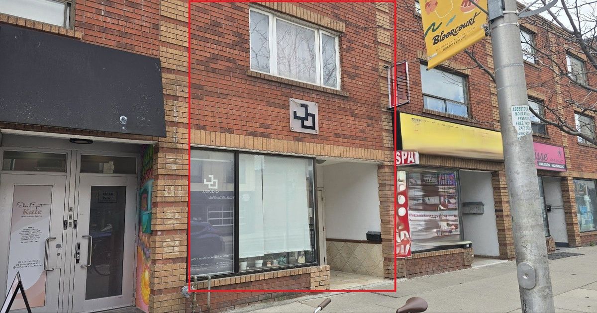 825 BLOOR Street W Toronto
