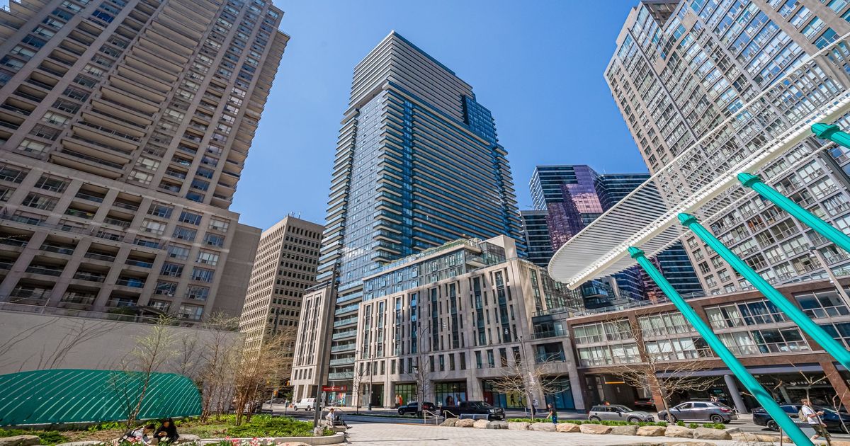 955 BAY Street Toronto