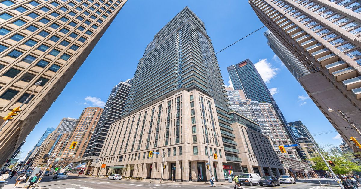 955 Bay Street Toronto