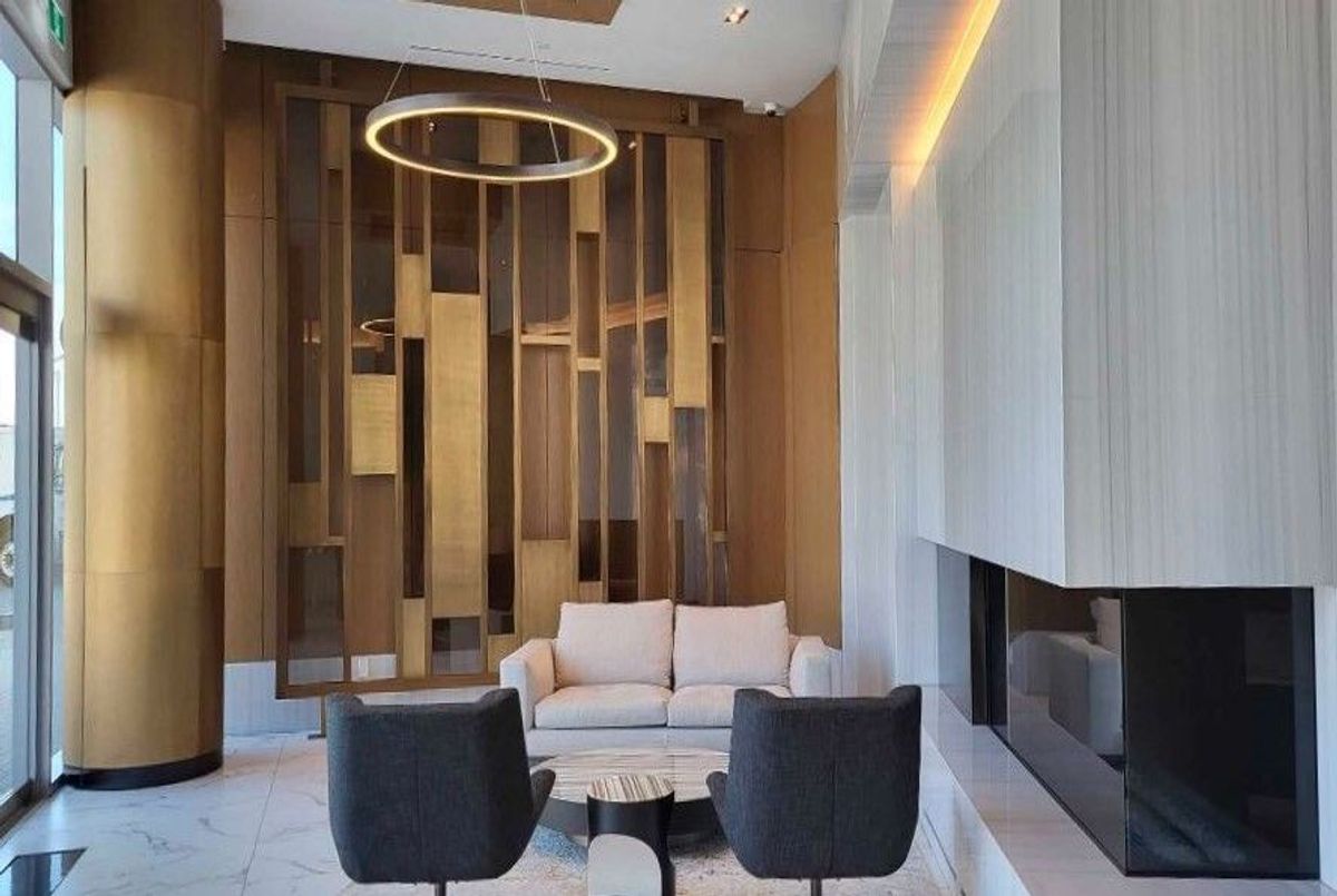 img-gallery
