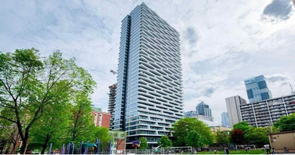 85 Wood Street Toronto