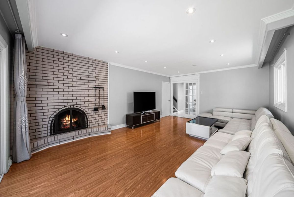 6 Oldborough Circle Toronto 6 Oldborough Circle Toronto