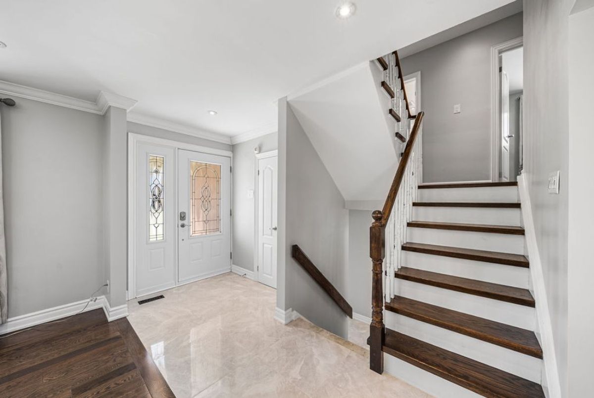 6 Oldborough Circle Toronto 6 Oldborough Circle Toronto