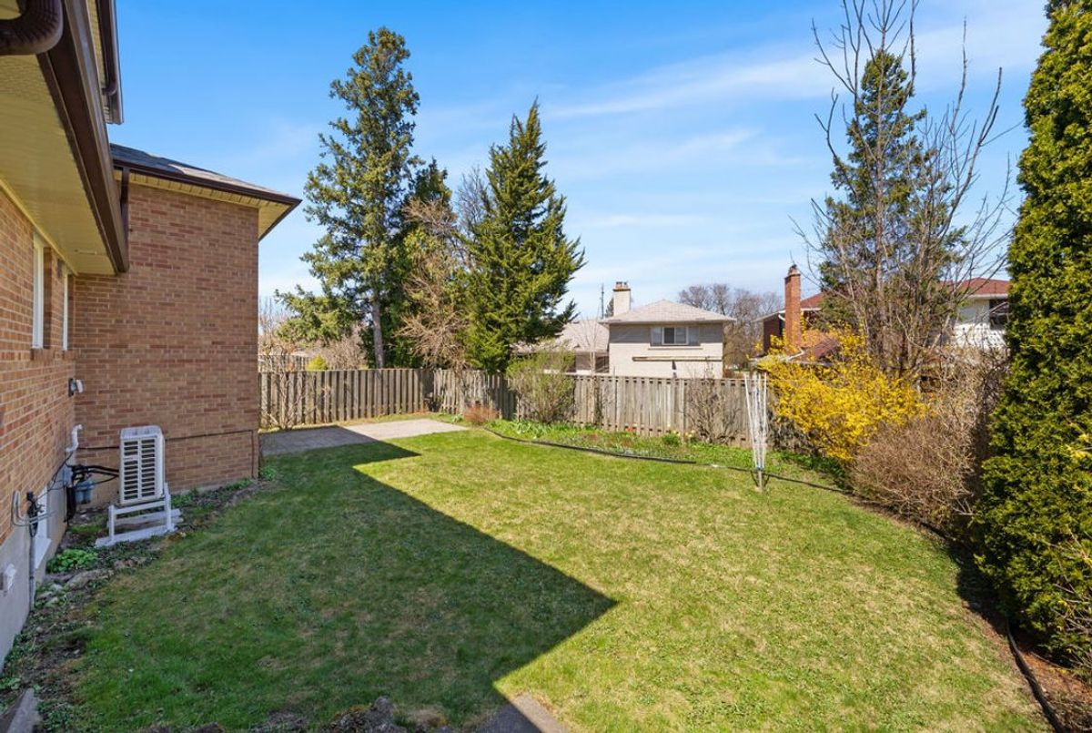 6 Oldborough Circle Toronto 6 Oldborough Circle Toronto