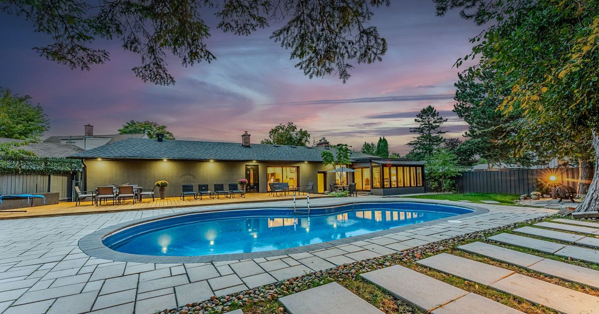 33 Cloebury Court Toronto