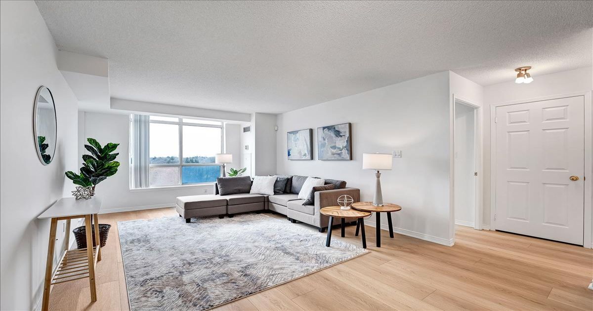 233 Beecroft Road Toronto