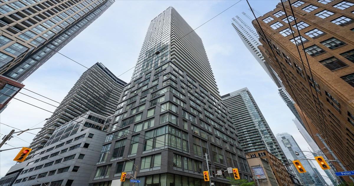 101 Peter Street Toronto