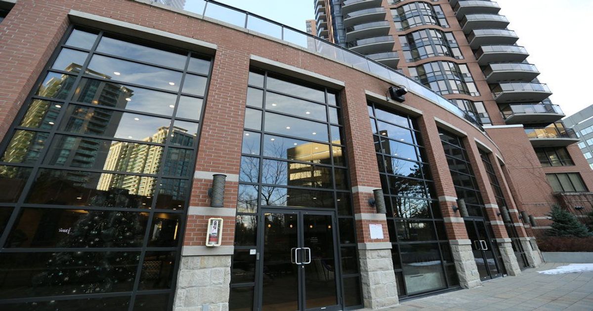 33 Sheppard Avenue E Toronto