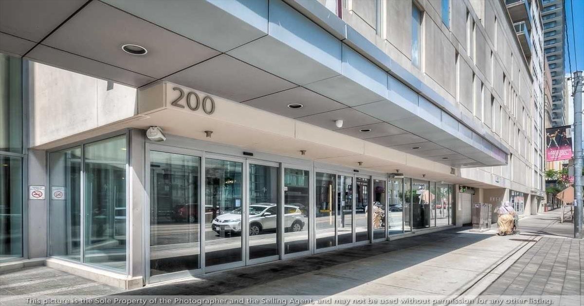 200 Victoria Street Toronto