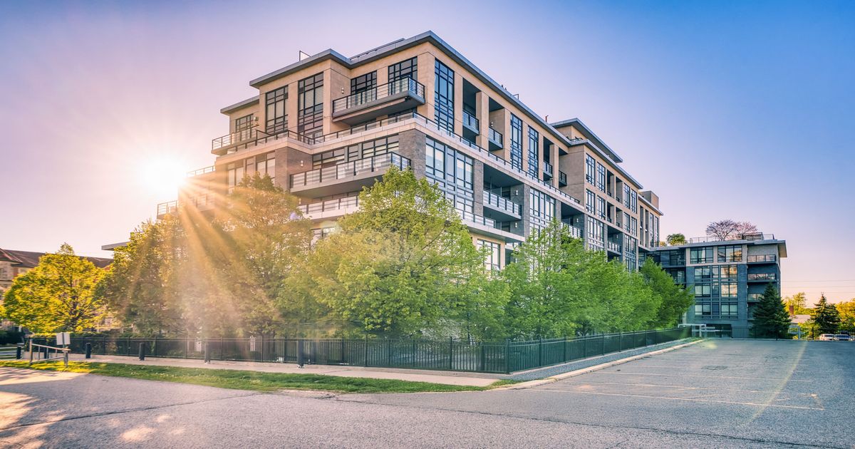 21 Clairtrell Road Toronto