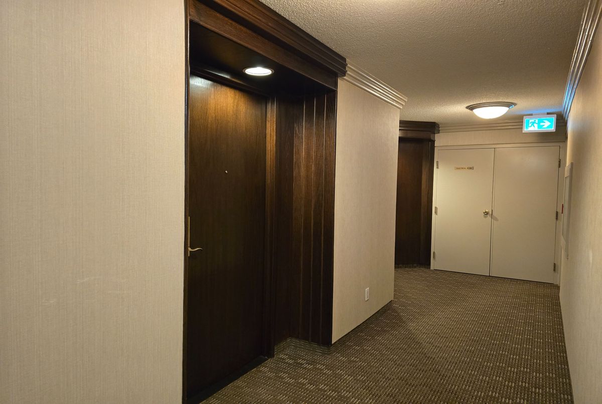 img-gallery