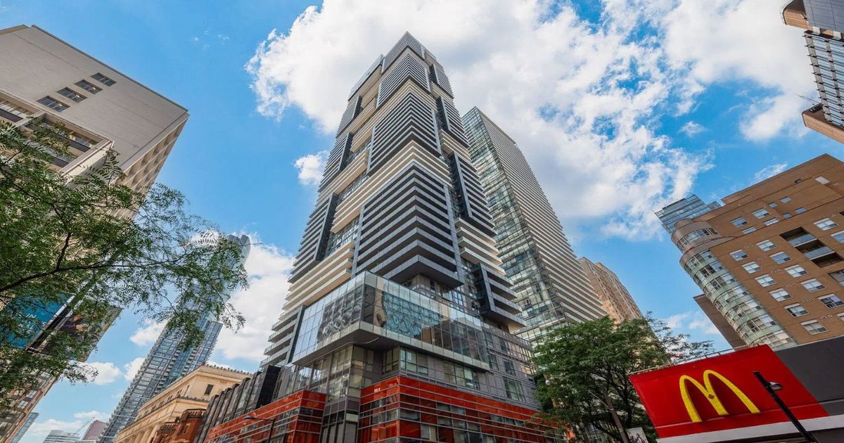 7 Grenville Street Toronto