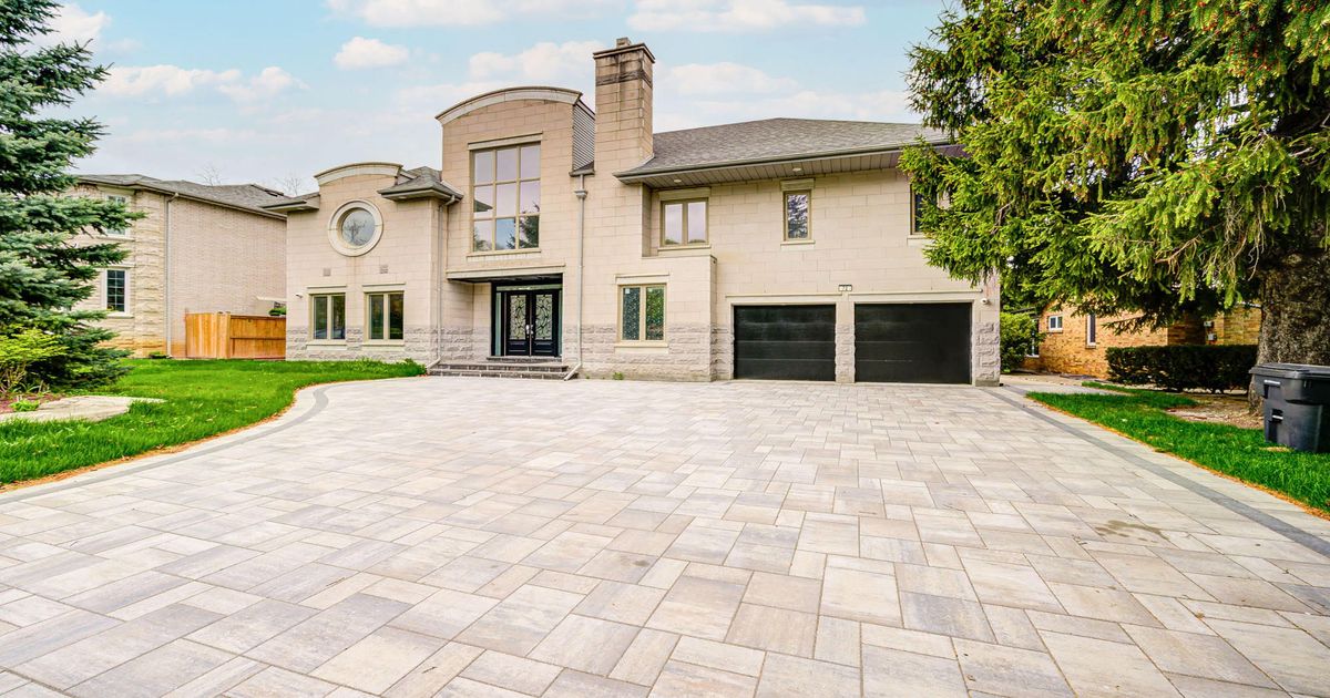72 Lord Seaton Road Toronto