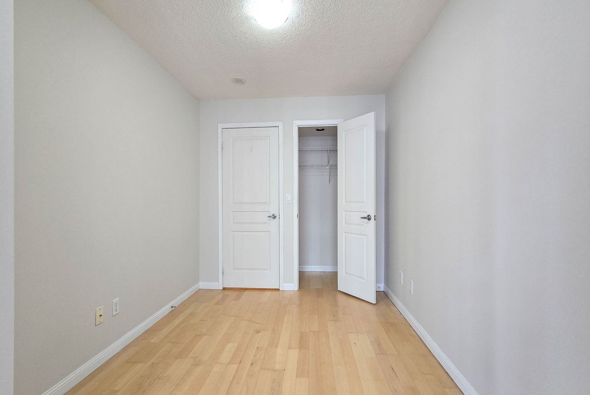 img-gallery