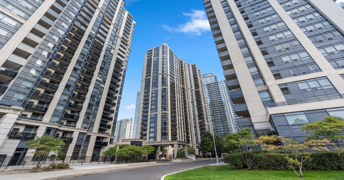 155 Beecroft Road Toronto