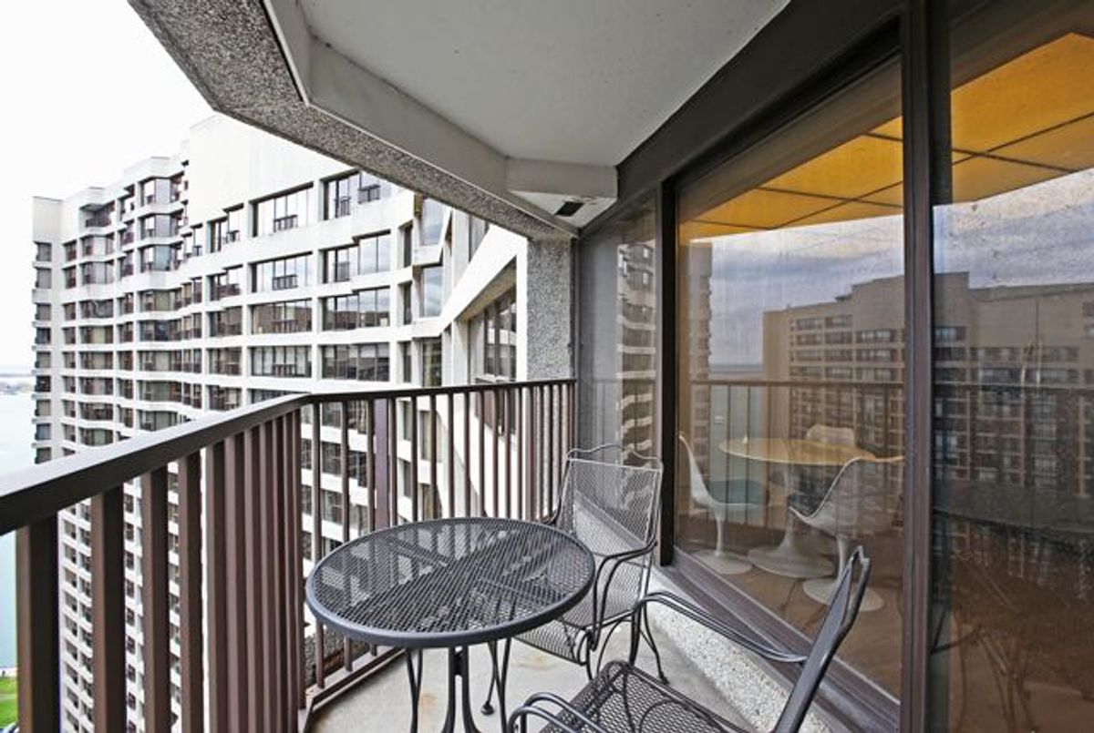 img-gallery