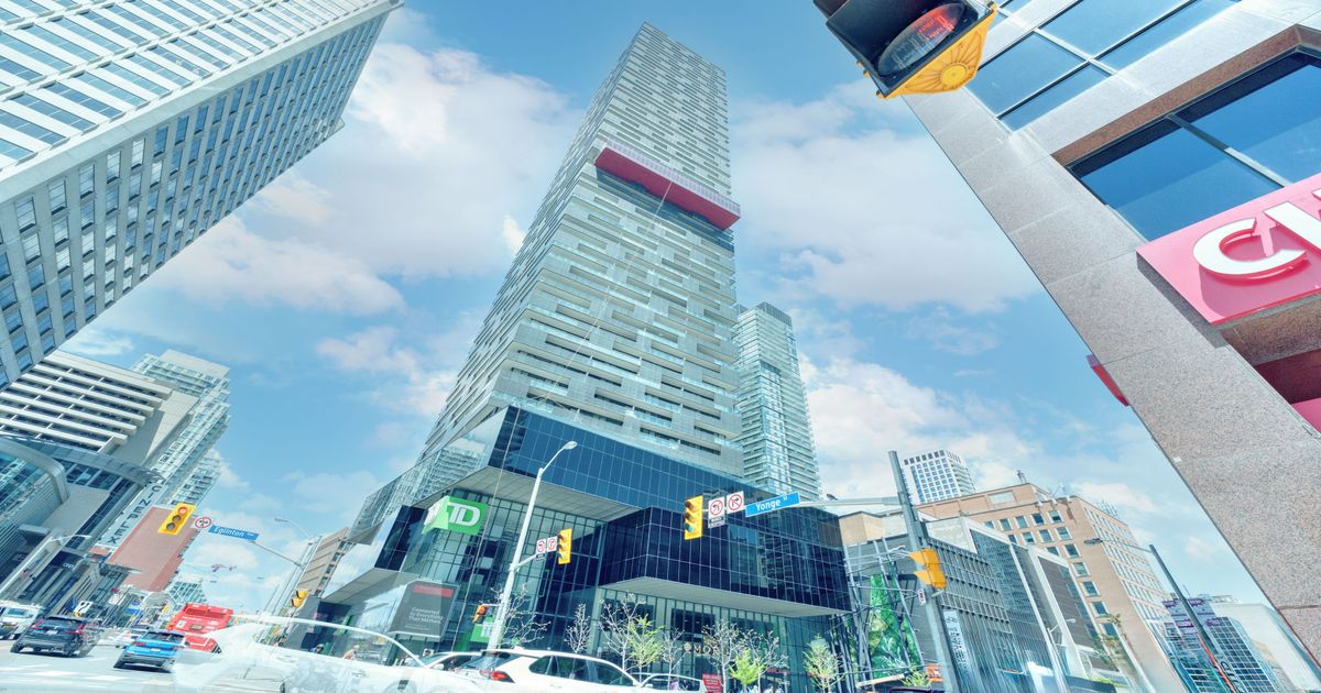8 Eglinton Avenue E Toronto