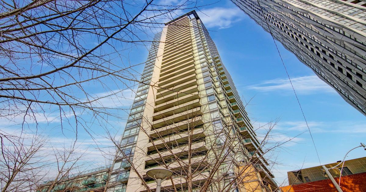 18 Yorkville Avenue Toronto