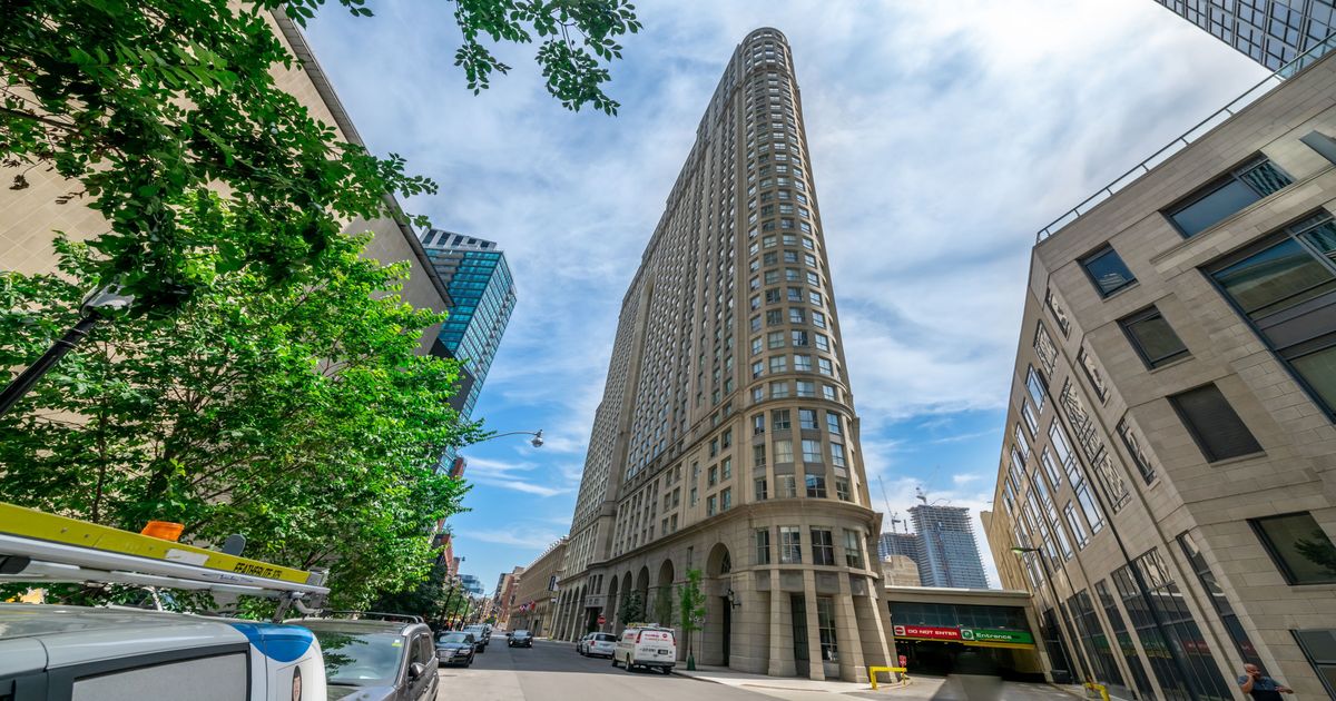 25 The Esplanade N/A Toronto