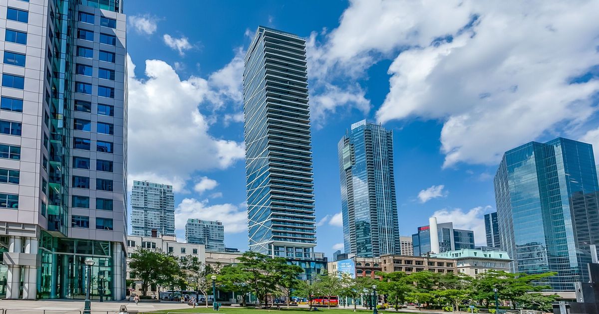 224 King Street W Toronto