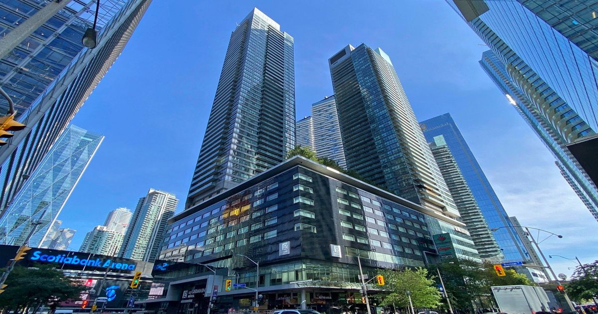 55 Bremner Boulevard Toronto