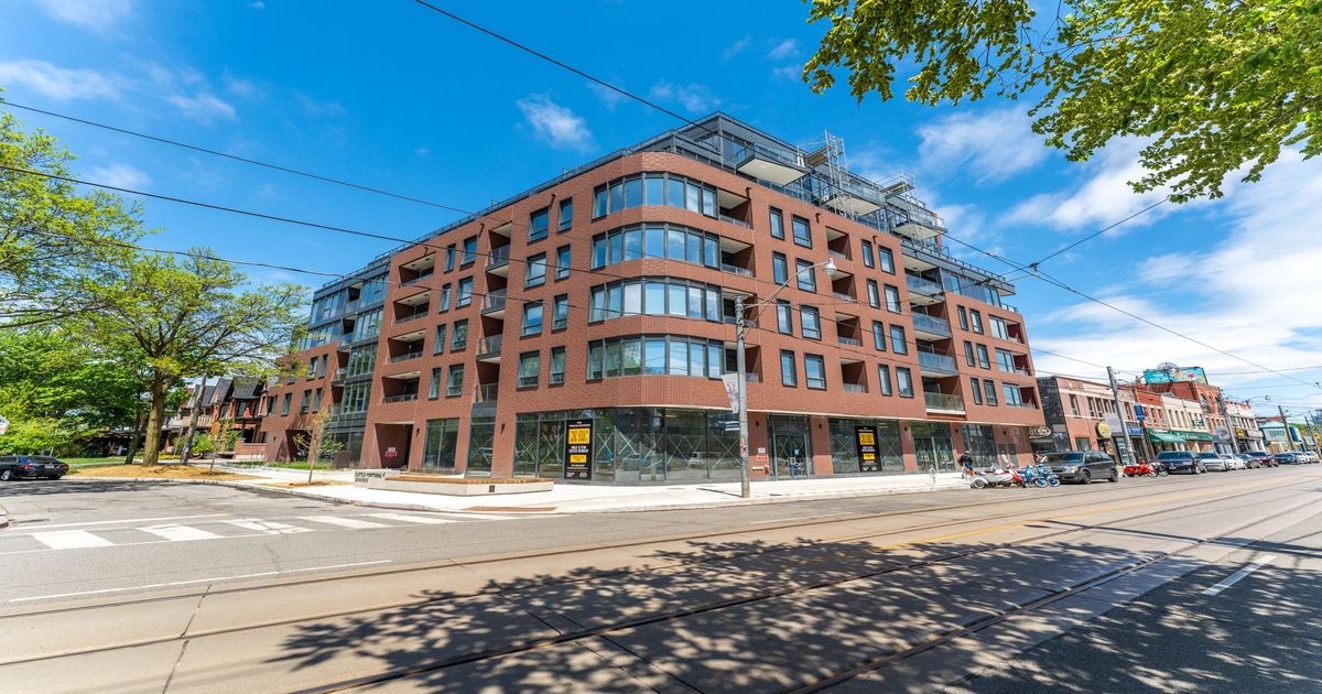 5 Lakeview Avenue Toronto