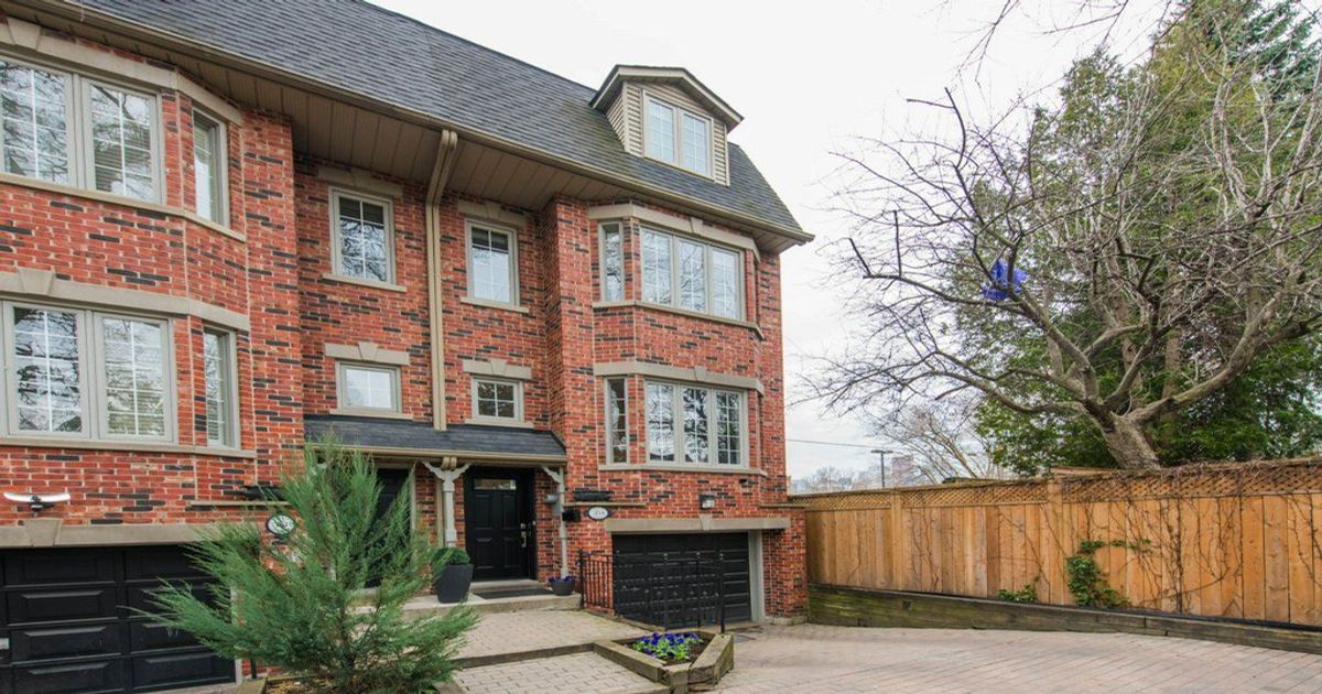 35A Spruce Street Toronto