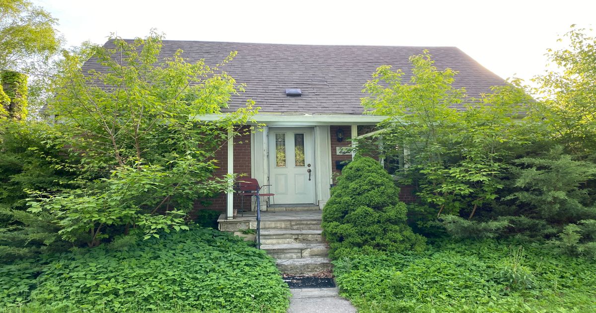 28 Kensington Avenue Toronto