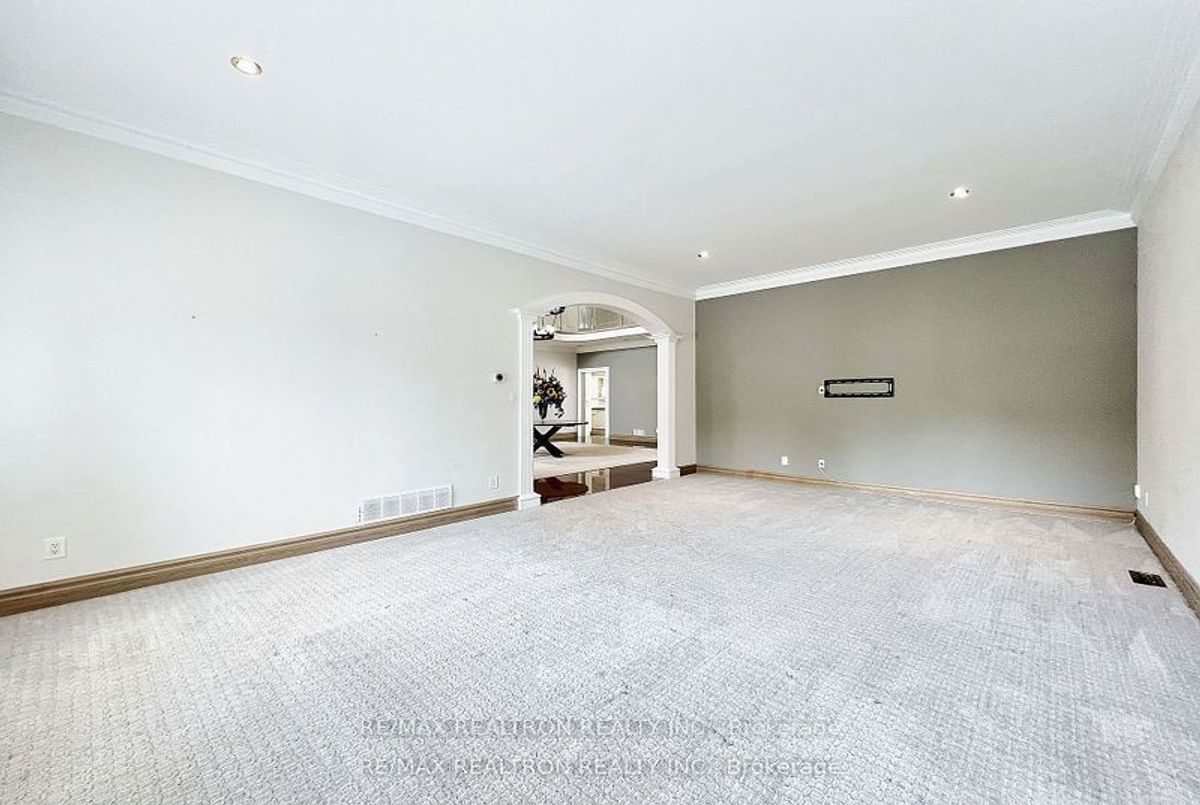 img-gallery