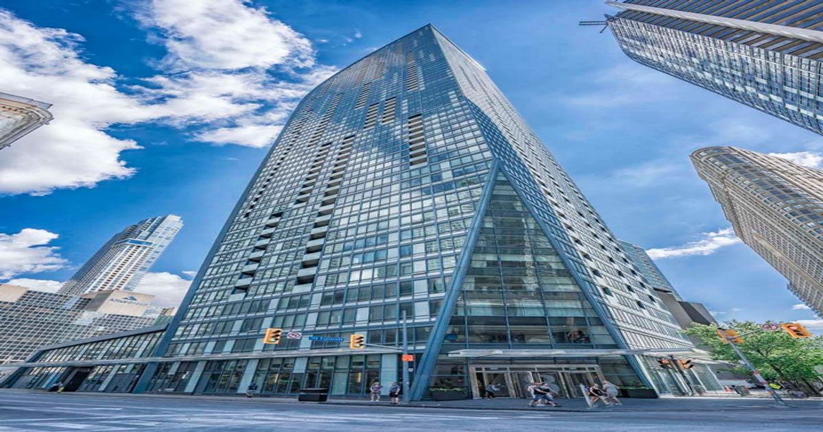 8 The Esplanade N/A Toronto