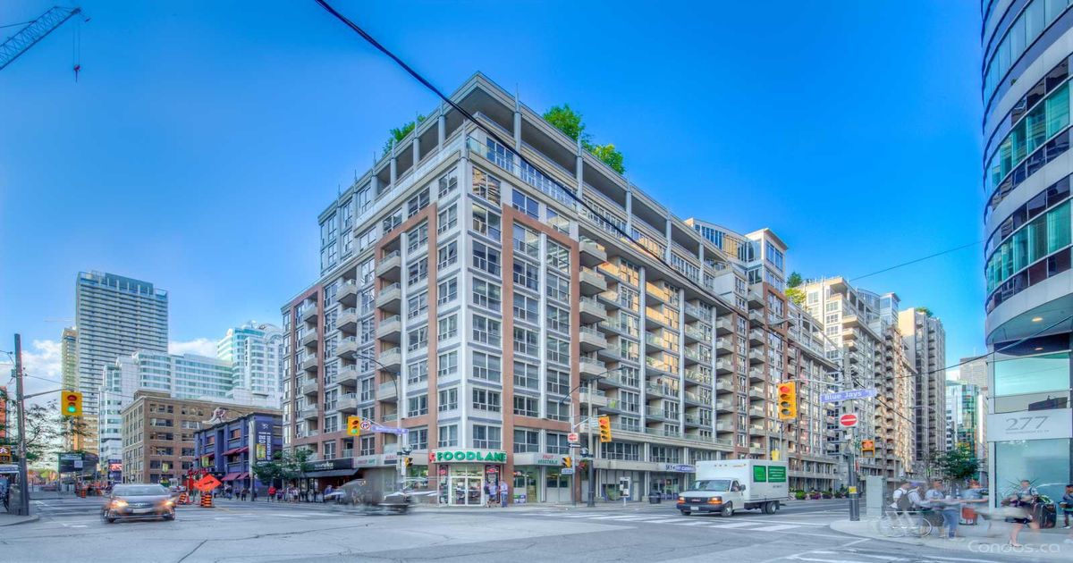 270 Wellington Street W Toronto