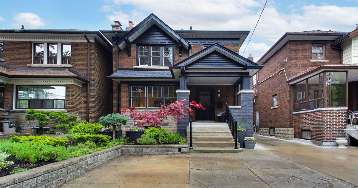 7 Roseneath Gardens Toronto