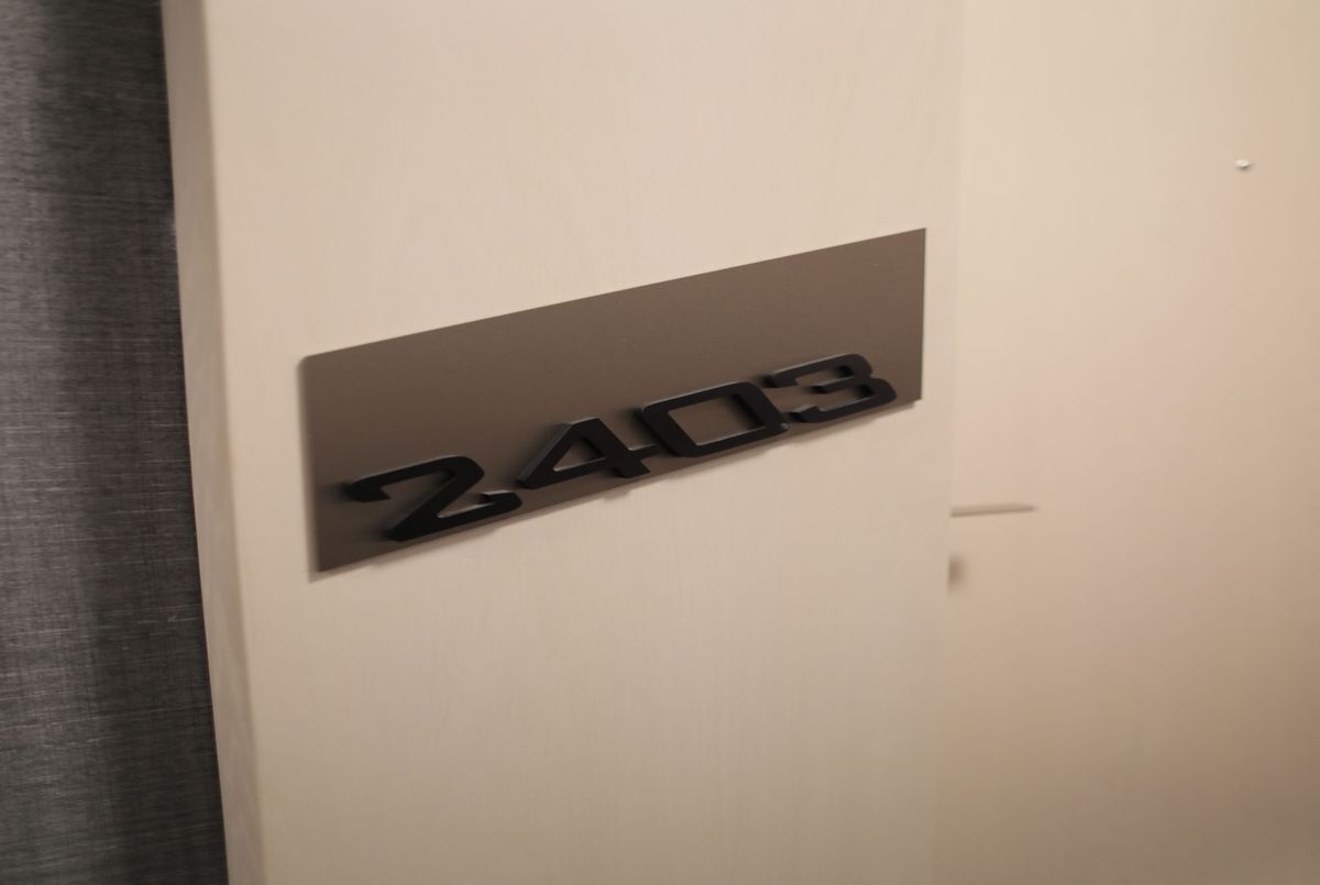 img-gallery