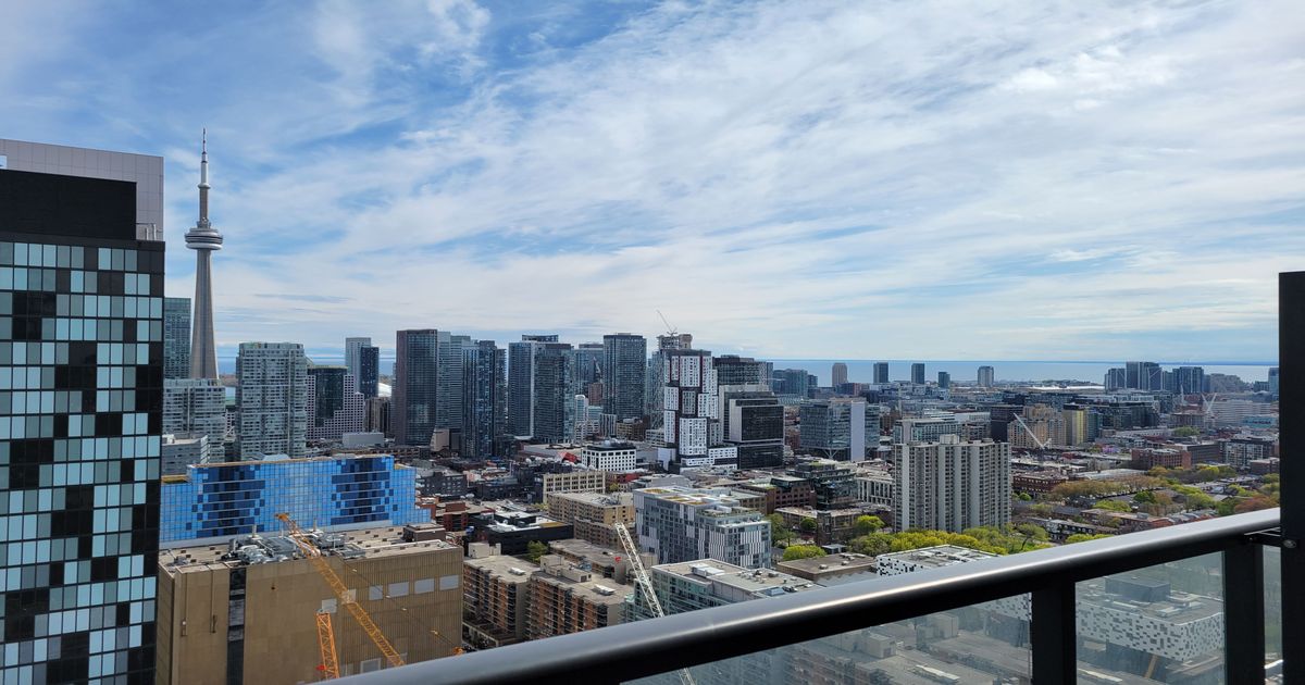 488 University Avenue Toronto