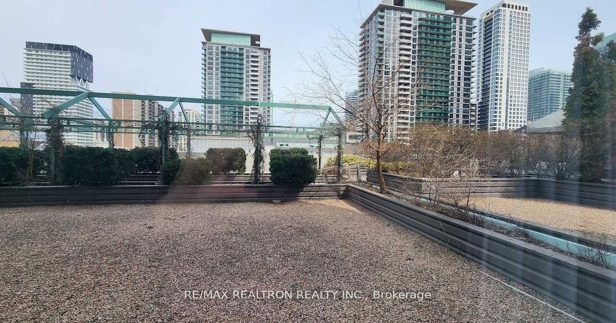 7 Broadway Avenue Toronto