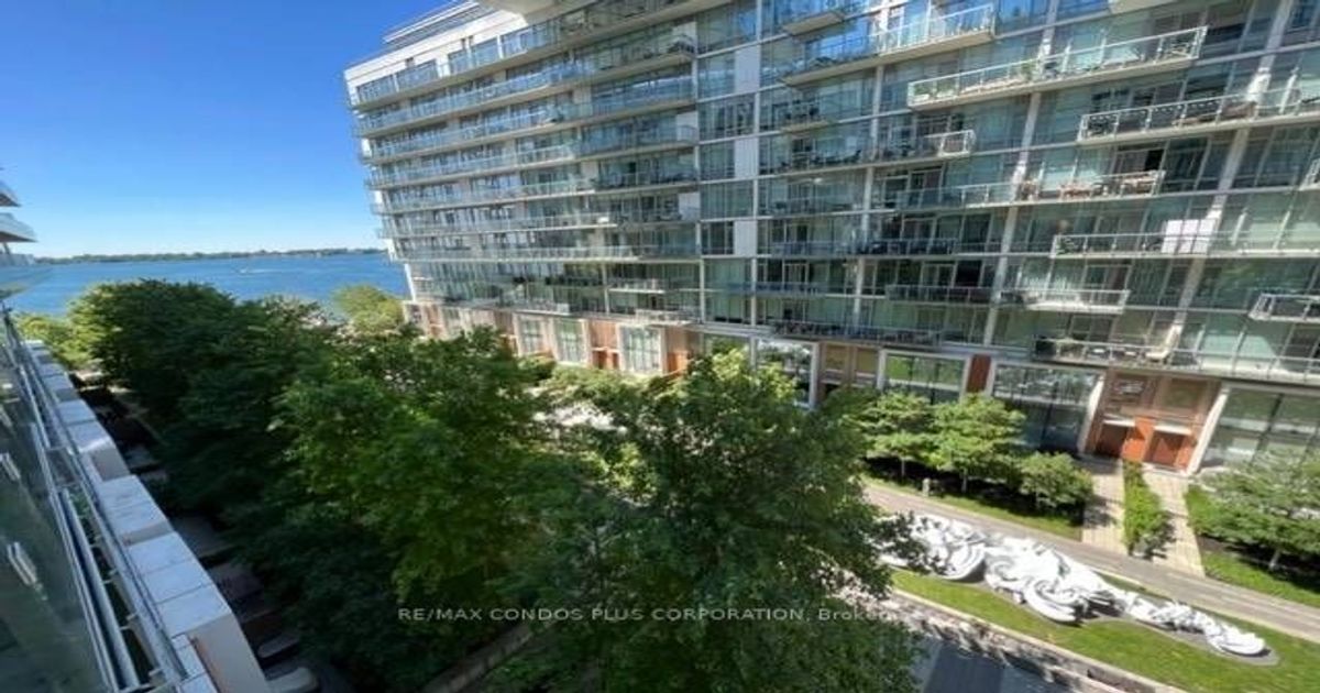 39 Queens Quay E Toronto