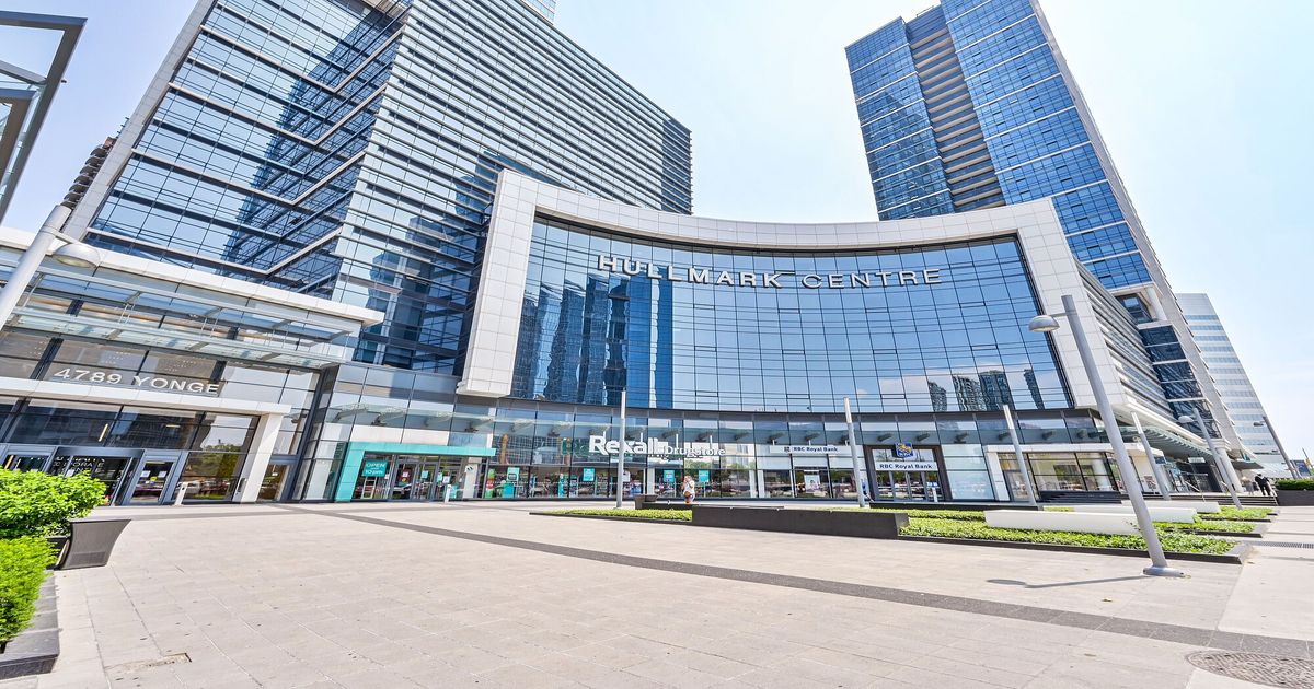 5 Sheppard Avenue E Toronto