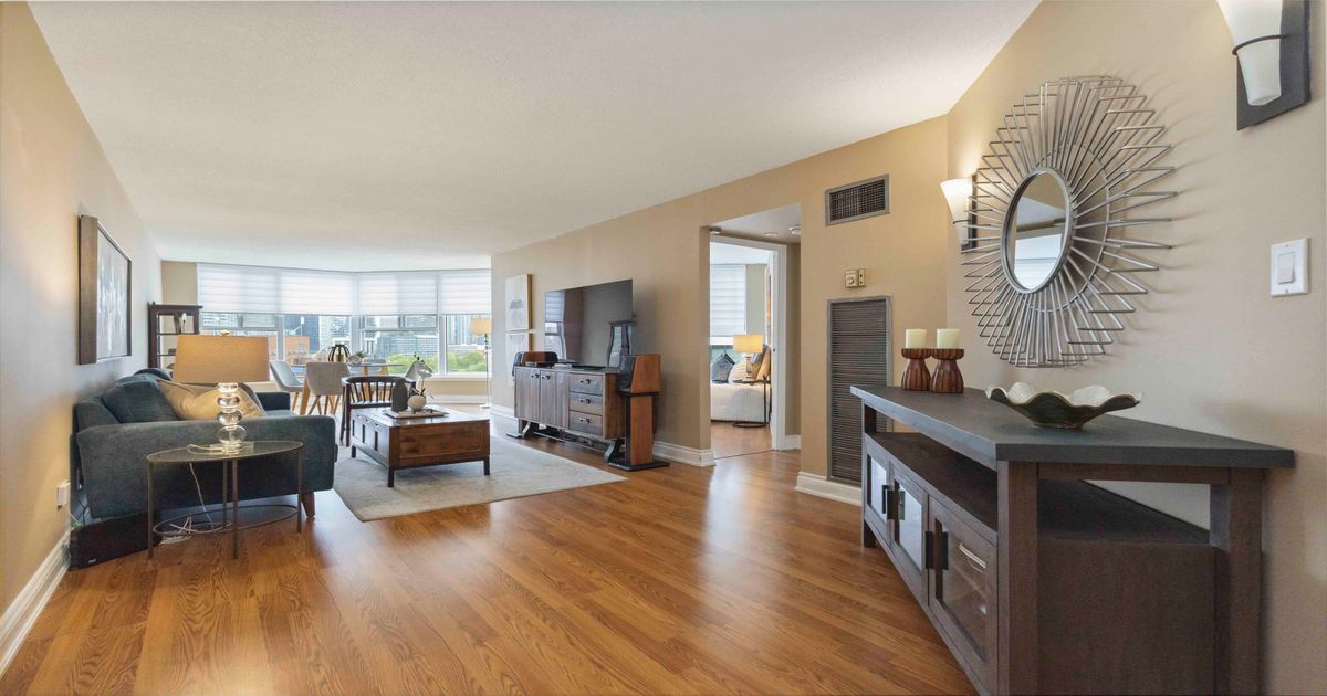 222 The Esplanade N/A Toronto