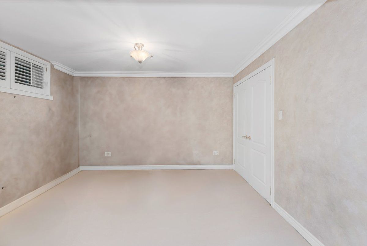 img-gallery