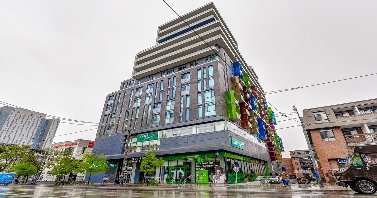 297 College Street Toronto