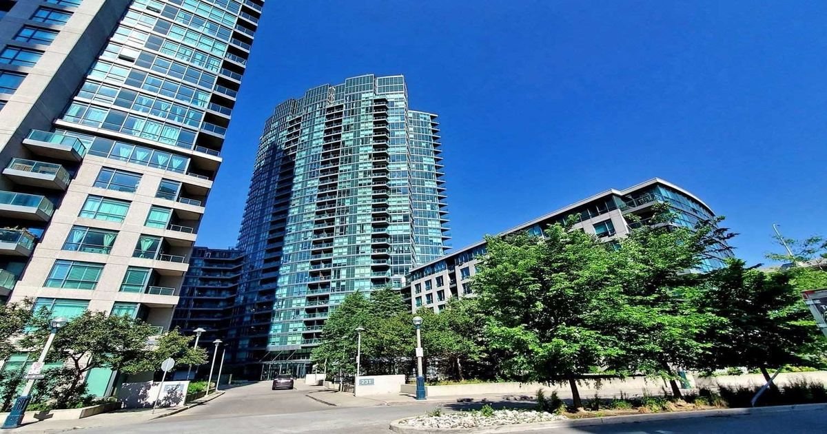 231 fort york Boulevard Toronto