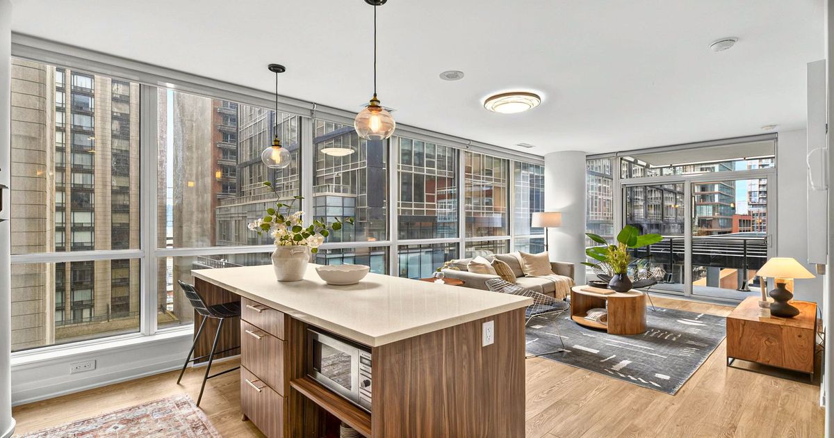 8 Mercer Street Toronto