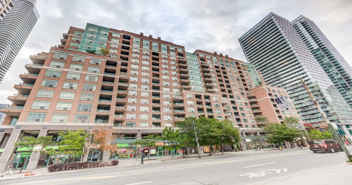 889 Bay Street Toronto