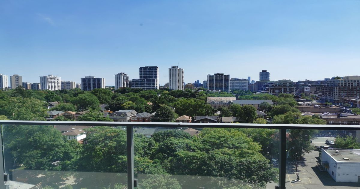8 Hillsdale Avenue E Toronto
