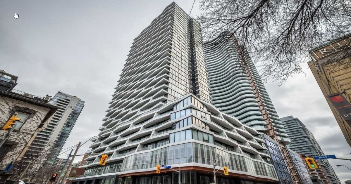 85 Wood Street Toronto