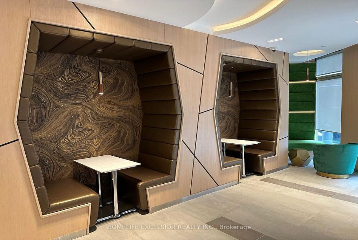 img-gallery